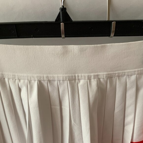 ATHLETA Match Point Pleated Colorblock Skort in White/Red Sz LARGE - Picture 4 of 8